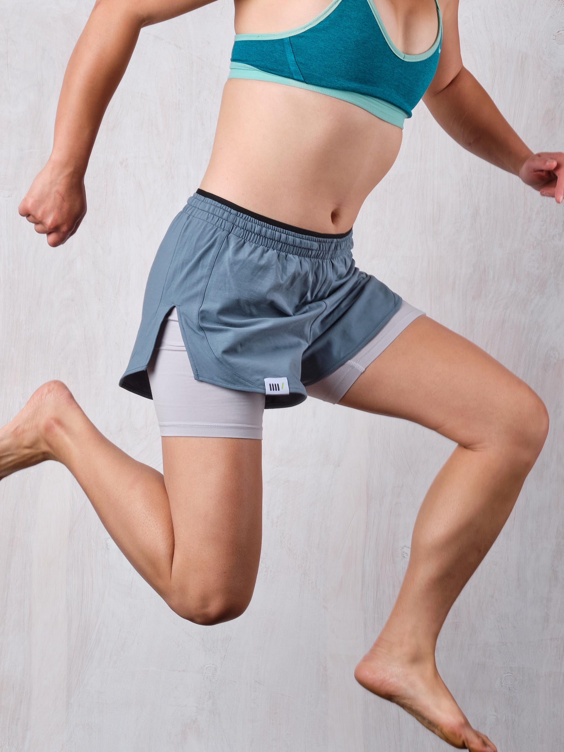 Natural 2-in-1 Workout Shorts - In action