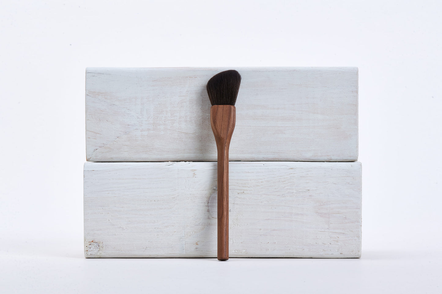 Makeup Brushes - Lucid and Real